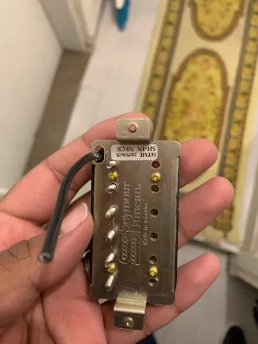 Captadores Seymour Duncan SH-1 e TB-4