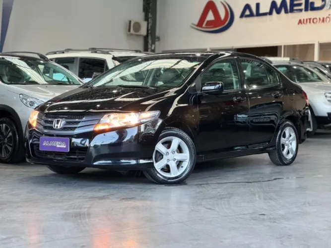 Honda City Sedan LX 1.5 Flex 16V 4P Mec. 2011