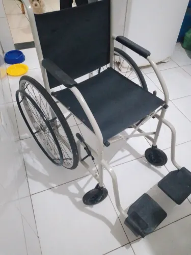 Cadeira de roda 