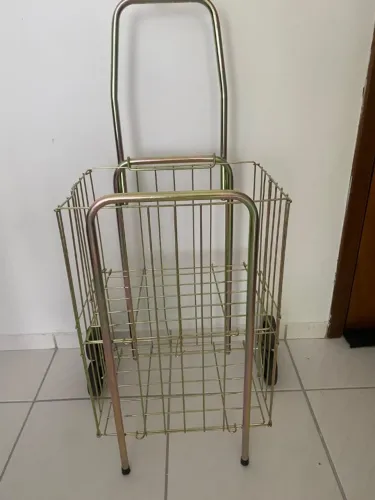Carrinho de feira reforçado com roda tripla