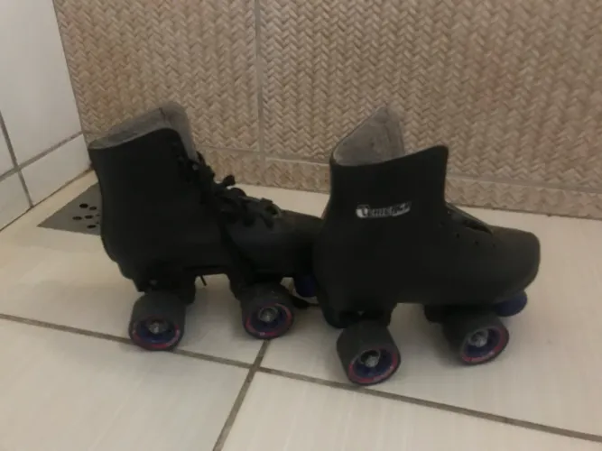 Patins em couro