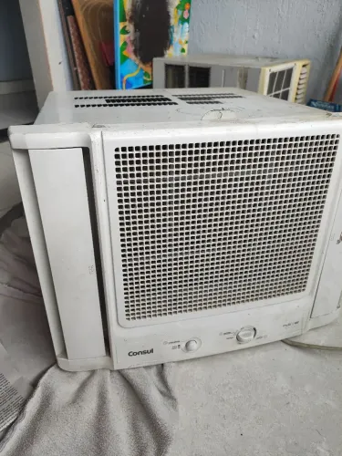 Ar Consul, 10mil BTUs 600 reais.