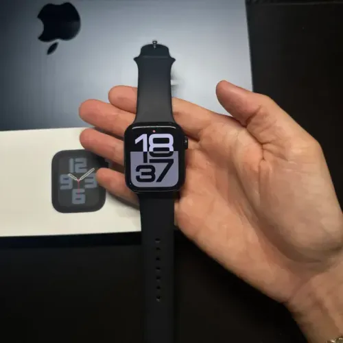 smartwatch se 44mm aluminum e ceramic case