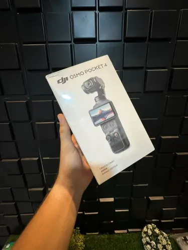 Osmo Pocket 4 Combo