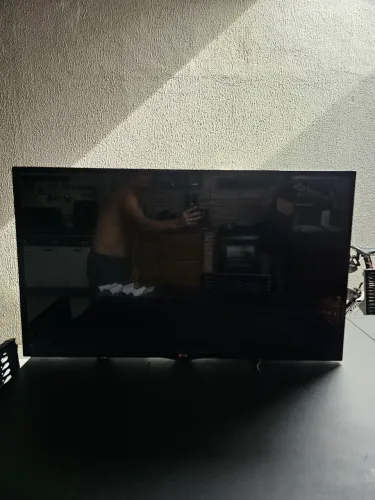 Tv LG  42 polegadas 