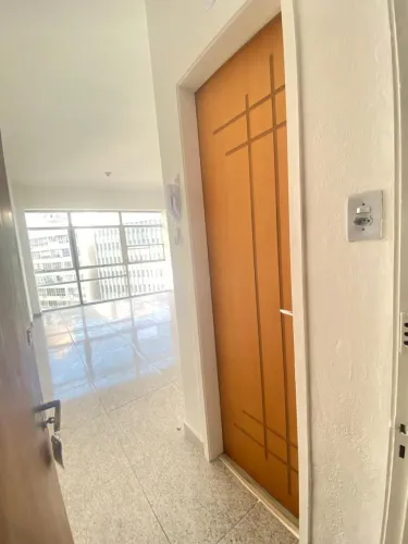 Venda Niteroi Centro sala comercial na avenida amaral peixoto 207 
