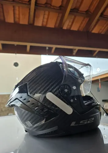THUNDER LS2 carbono 60