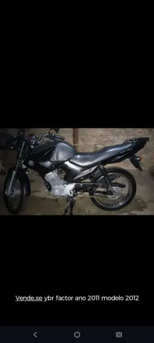 Moto usada pro dia a dia.
