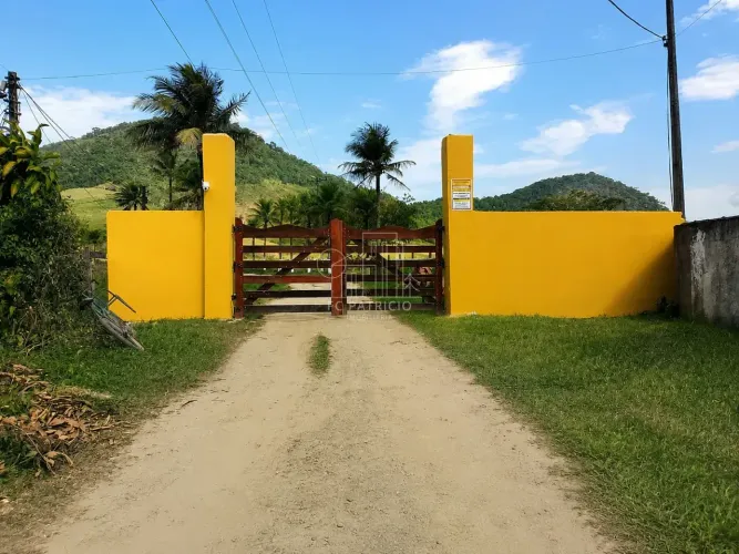 CONDOMÍNIO FECHADO DE SÍTIOS EM GUAPIMIRIM ÁREAS A PARTIR DE 10.000 m²!