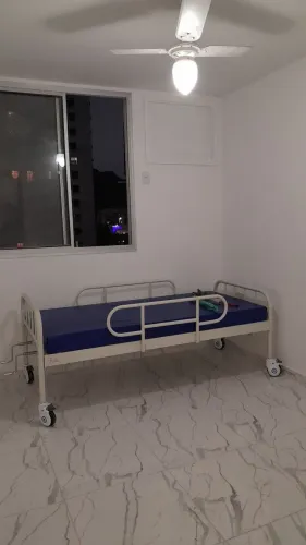 Cama Hospitalar com colchão