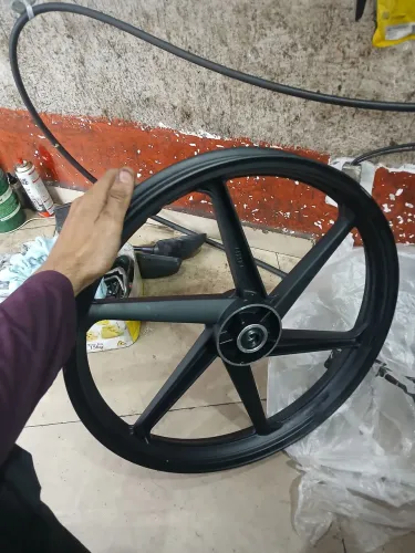 Roda dianteira sem câmera freio a disco da bros e xre190