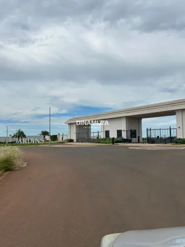 Terreno - Residencial Jardins