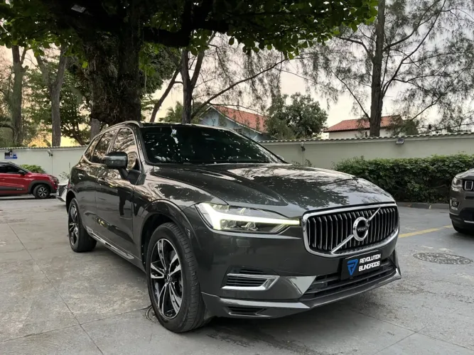 Volvo XC-60 XC 60 T-8 Híbrido Momentum 2.0 5P 2021