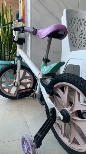 Bicicleta feminina 4 anos