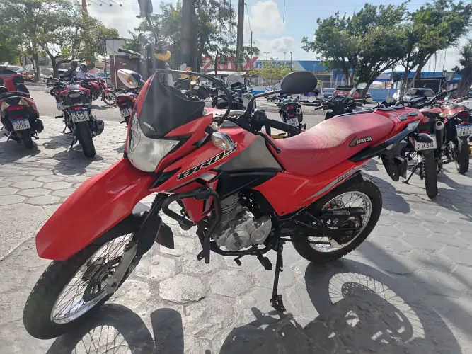 Vendo broz 22/23 semi nova 18.000