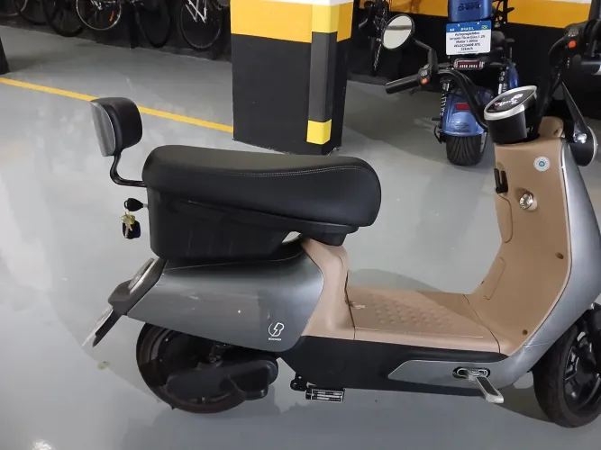 Scooter elétrica Binwer 800w