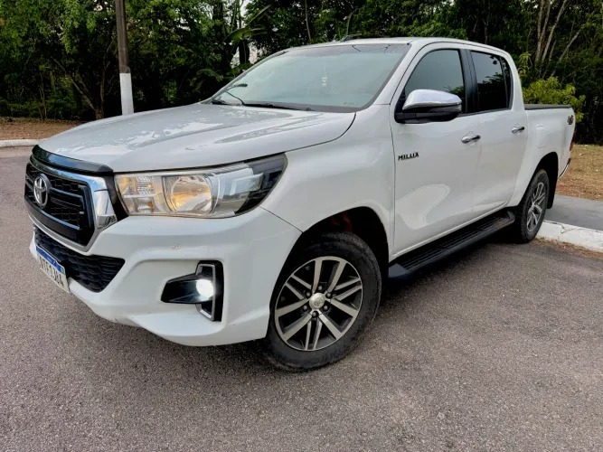 Toyota Hilux CD SRV 4X4 2.8 TDI Diesel Aut. 2020