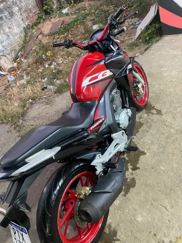 Cb Twister 250f / 2020 / 18,500R$