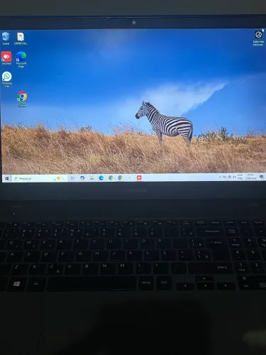 Vende se notebook