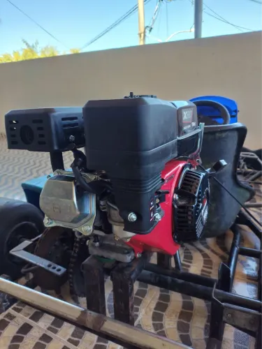Vendo Kart, em otimo estado, pra sair logo!!