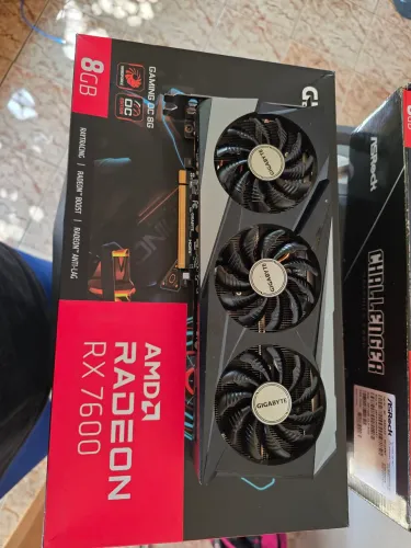 Rtx 7600 8gb