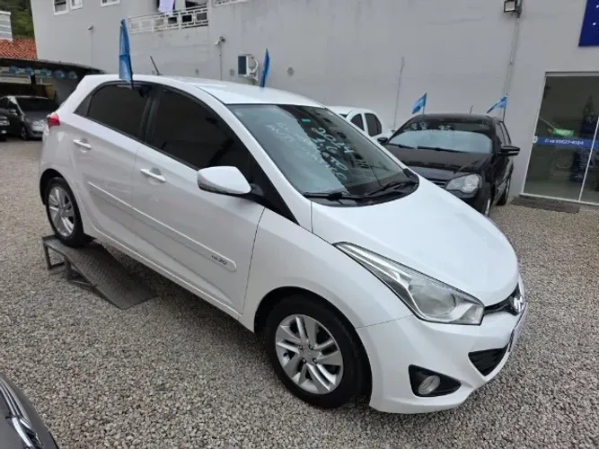 Hyundai HB20 Premium 1.6 Flex 16V Aut. 2014