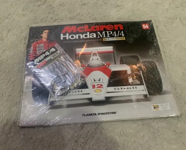 Fascículo 54 - Mclaren MP4/4 Ayrton Senna 1/8