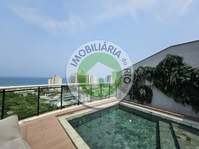 Cobertura duplex de 460 m2 no condomínio mais luxuoso da Barra da Tijuca!