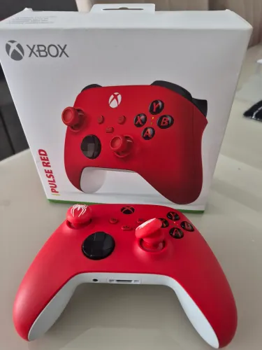 Controle xbox especial edition vermelho e branco