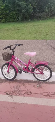 Bicicleta infantil semi nova