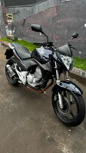 Honda cb 300r 2012