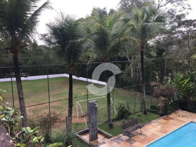 Sítio com 3 dormitórios à venda, 25000 m² por R$ 1.600.000,00 - Várzea das Moças - Niterói