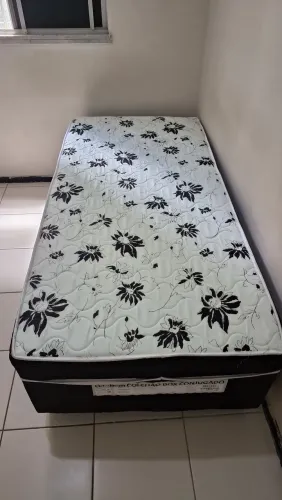 Cama box
