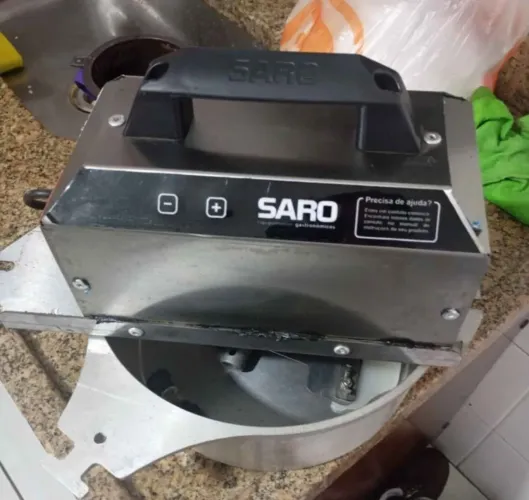Panela elétrica misturador de doces e salgados 4L saro