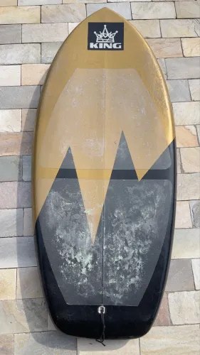 Prancha Kingoboard, full carbon, 4'8, 40 litros, para foil