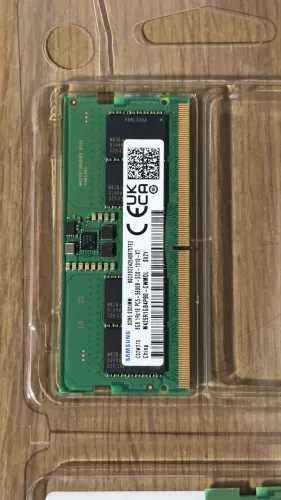 Memória RAM Samsung 8GB DDR5 5600MHz SO-DIMM Original