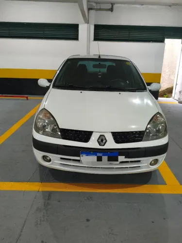 Renault Clio RT/ Privilège 1.6 16V 5P 2003