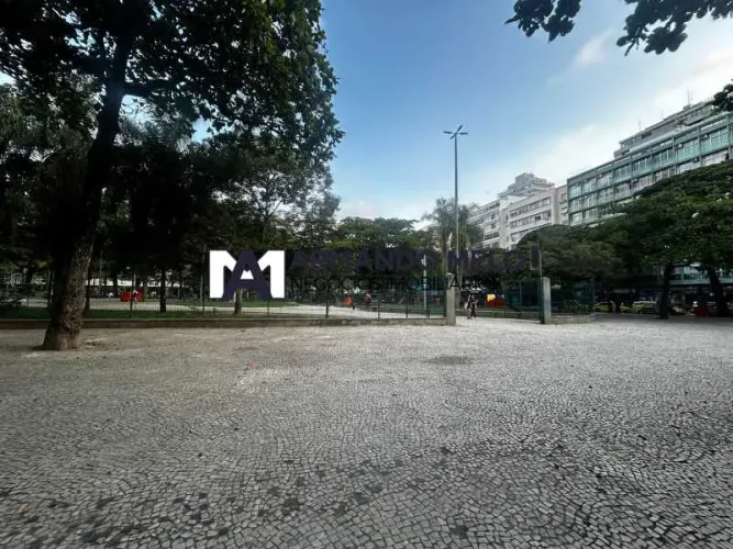 Apartamento á venda Ipanema dois quartos, com vaga. etr^General Osório