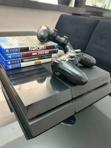 PS4