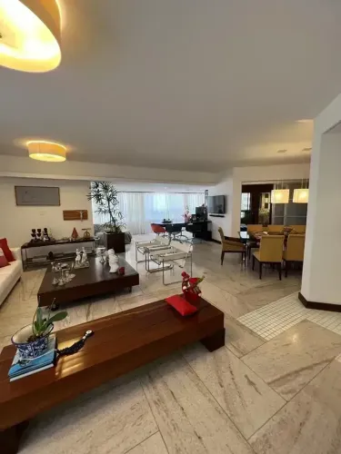 Apartamento para venda 255 m² quadrados 4 quartos 4 suítes 4 garagens Horto Florestal Salv