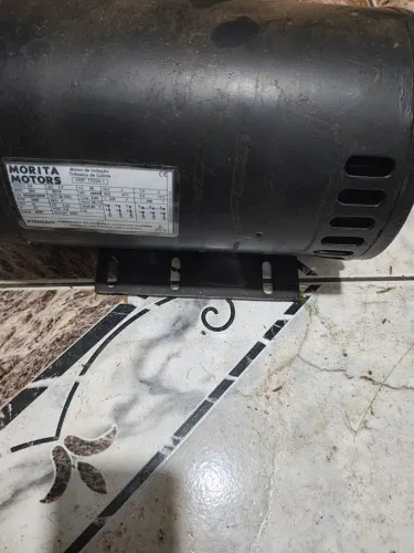 Vendo motor elétrico trifásico