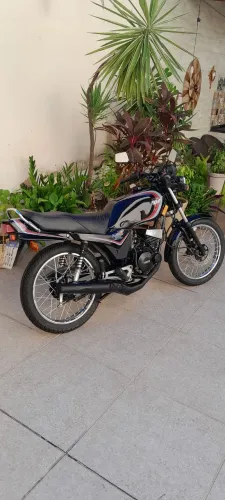 Yamaha RDZ 125 83