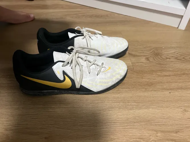 Chuteira Nike phantom gx tamanho 38
