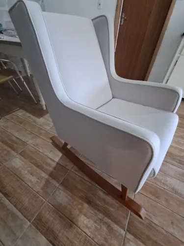 Cadeira de amamentação/balanço