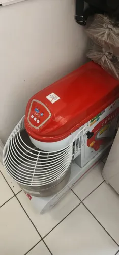 Amassadeira g.paniz ae 15kg - 3 velocidades - 220volts