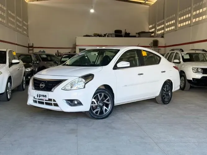Nissan Versa SL 1.6 16V Flexstart 4P Mec. 2016