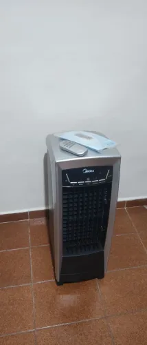 Ventilador umidificador de ambiente