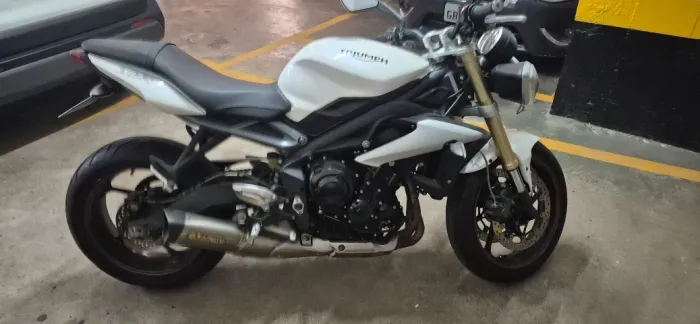 Triumph Street Triple 675 2017