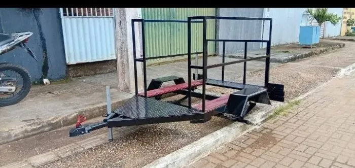 Carreta trelher barco e outro 