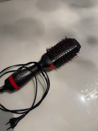 Escova secadora Cadence